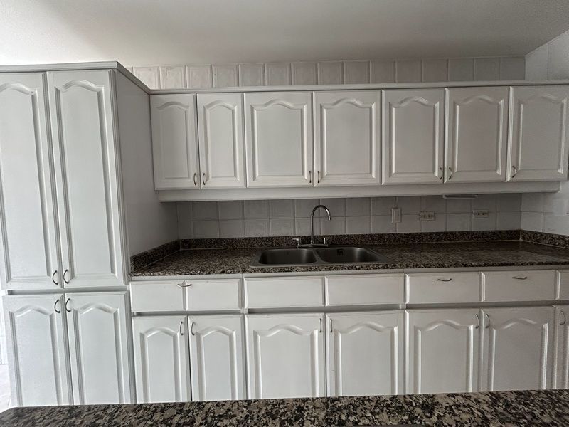 Apartamento en arriendo ubicado en Medellín, sector Laureles - 2