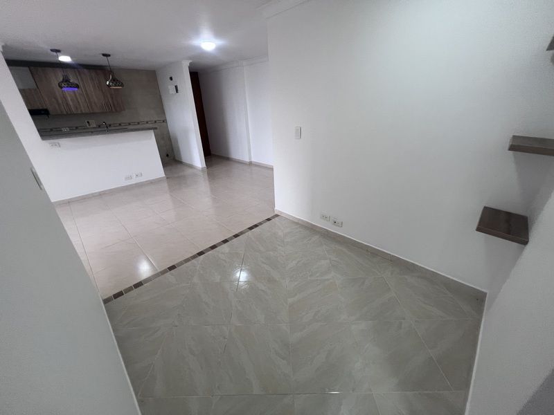 Apartamento en arriendo ubicado en Medellín, sector Loma del Encierro - 2
