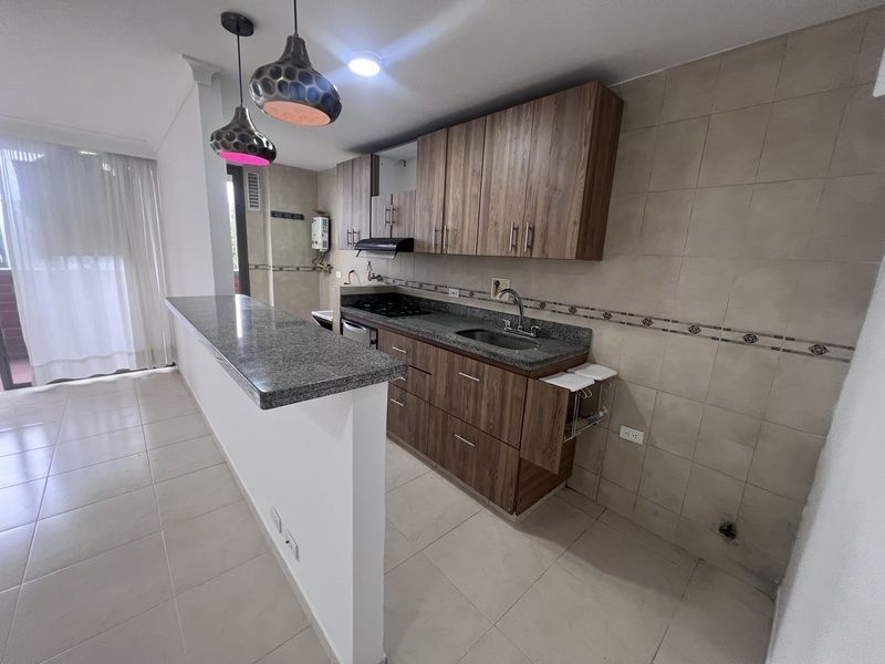 Apartamento en arriendo ubicado en Medellín, sector Loma del Encierro - 3