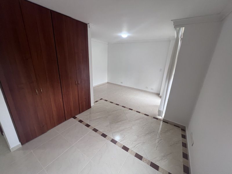 Apartamento en arriendo ubicado en Medellín, sector Loma del Encierro - 5