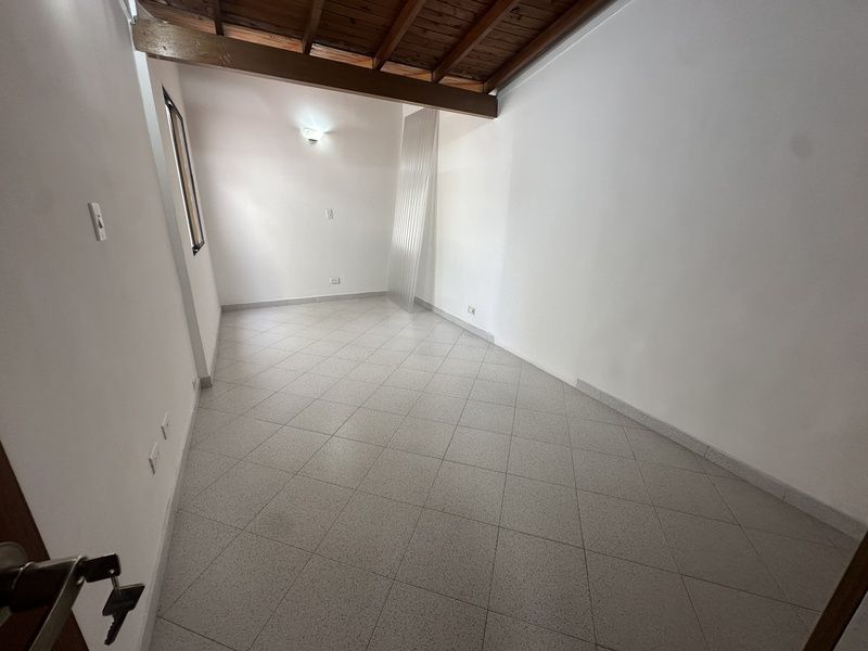 Casa en arriendo ubicada en Envigado, sector El Dorado - 13