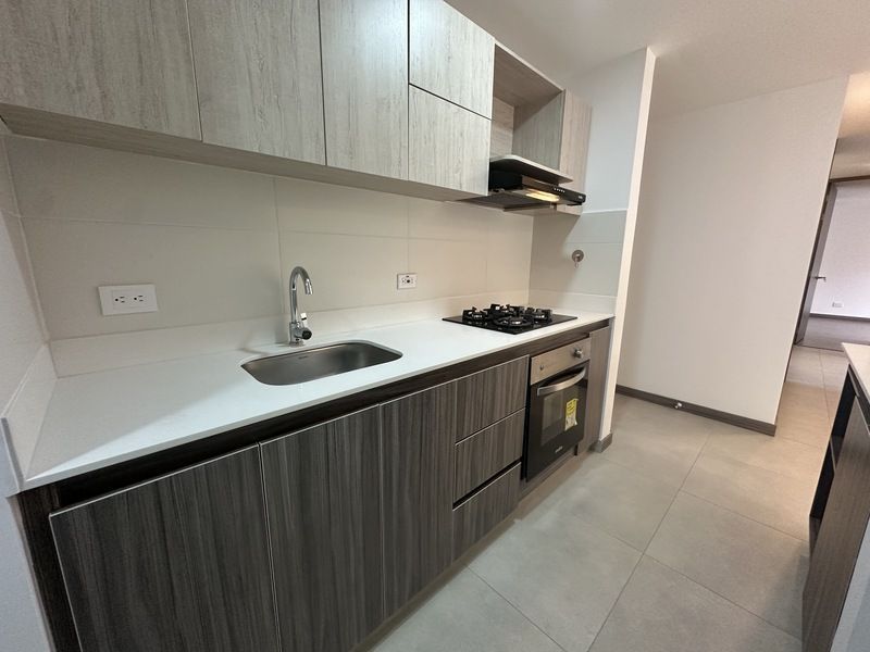 Apartamento en arriendo ubicado en Envigado, sector Camino Verde - 5