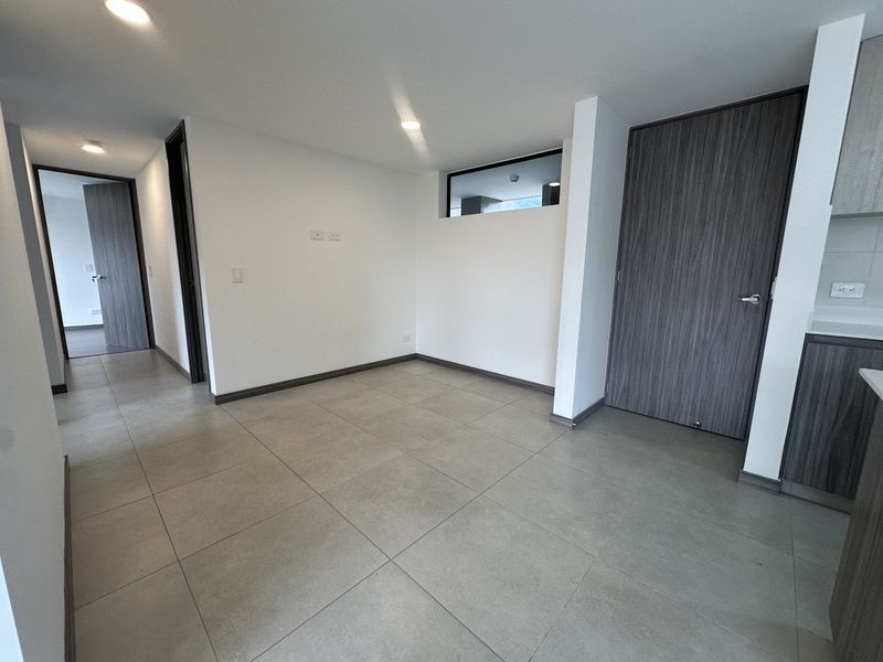 Apartamento en arriendo ubicado en Envigado, sector Camino Verde - 2