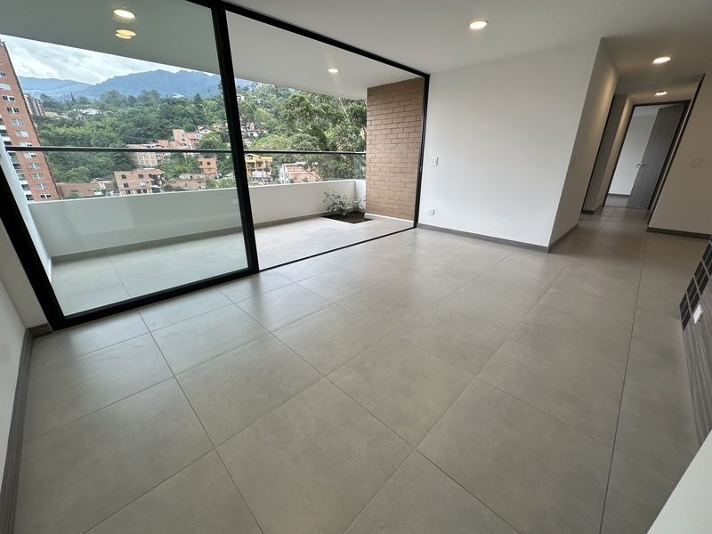 Apartamento en arriendo ubicado en Envigado, sector Camino Verde - 3