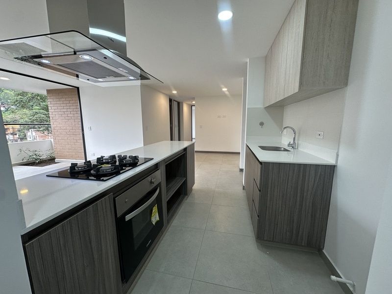Apartamento en arriendo ubicado en Envigado, sector Camino Verde - 5