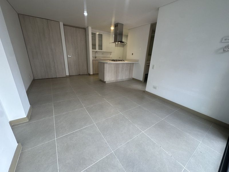 Apartamento en arriendo ubicado en Envigado, sector Loma de las Brujas - 2