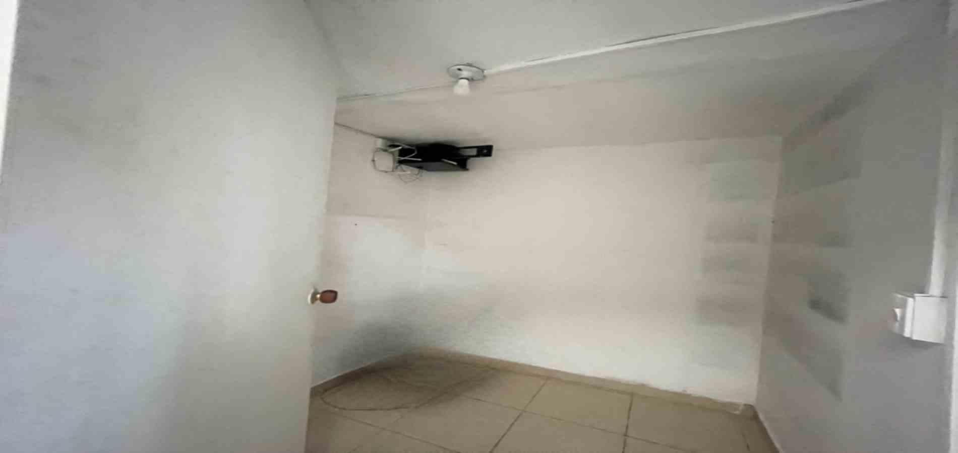 Local en arriendo ubicado en Medellín, sector Estacion Floresta - 7