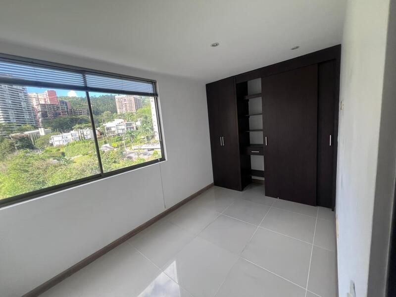 Apartamento en arriendo ubicado en Medellín, sector Altos del Poblado - 5