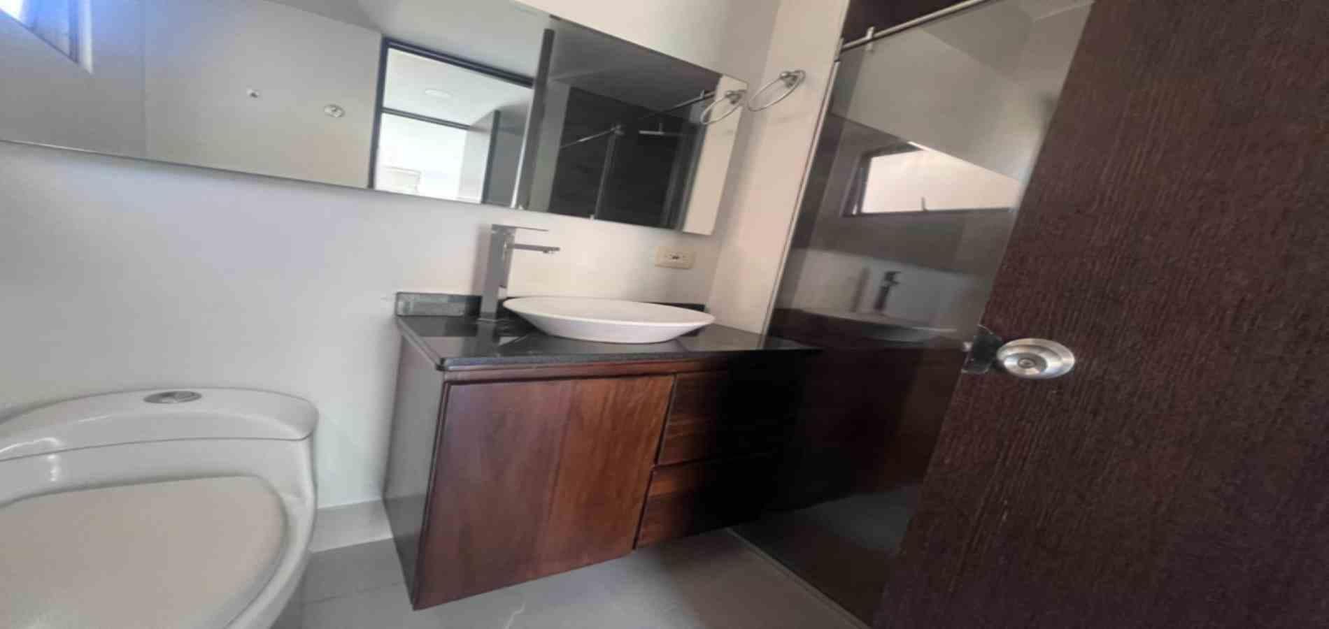 Apartamento en arriendo ubicado en Medellín, sector Altos del Poblado - 12