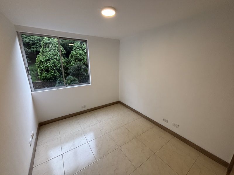 Apartamento en arriendo ubicado en Envigado, sector Cumbres - 8