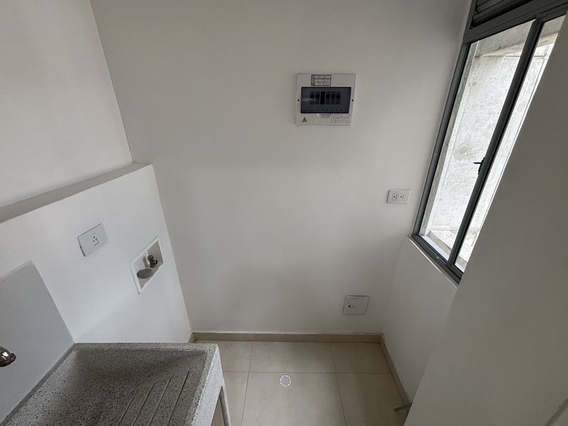 Apartamento en arriendo ubicado en Sabaneta, sector Las Lomitas - 13