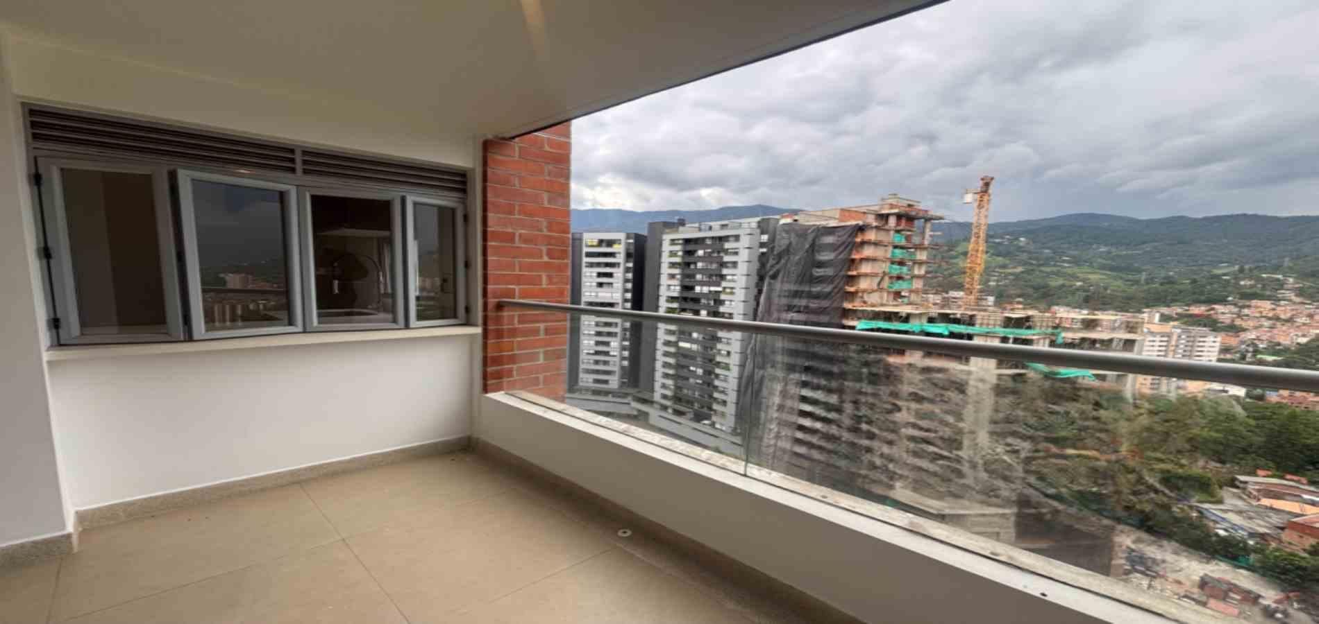 Apartamento en arriendo ubicado en Envigado, sector Loma de las Brujas - 13