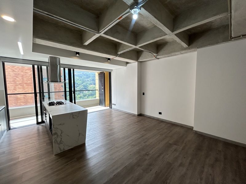 Apartamento en arriendo ubicado en Envigado, sector Loma de los Mesa - 3