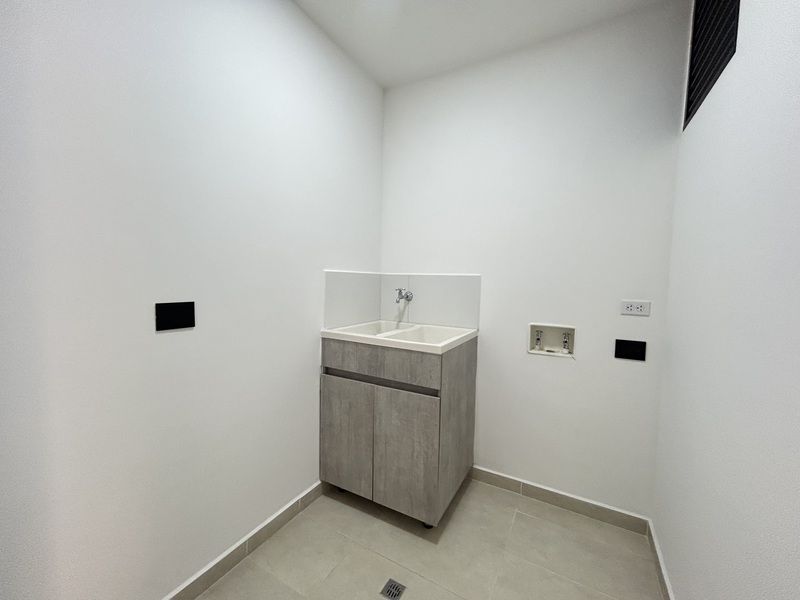 Apartamento en arriendo ubicado en Envigado, sector Loma de los Mesa - 18