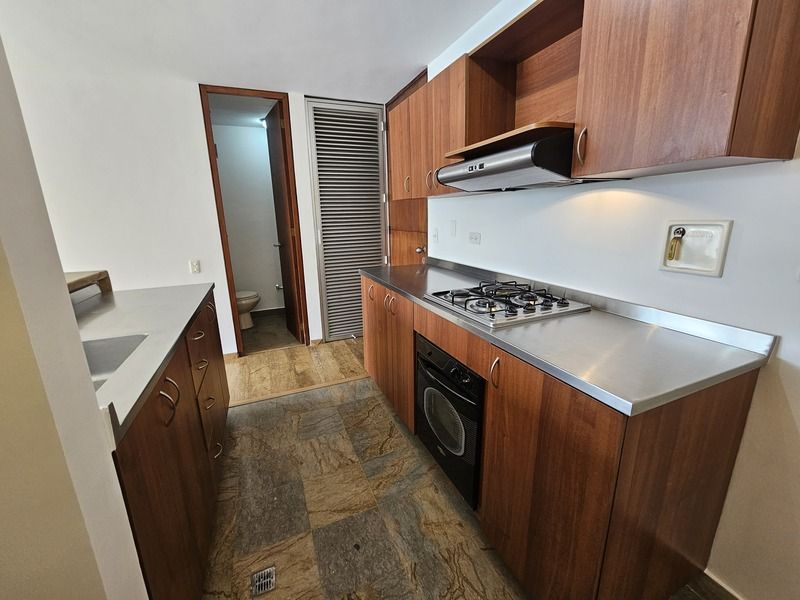 Apartaestudio en arriendo ubicado en Medellín, sector El Tesoro - 7