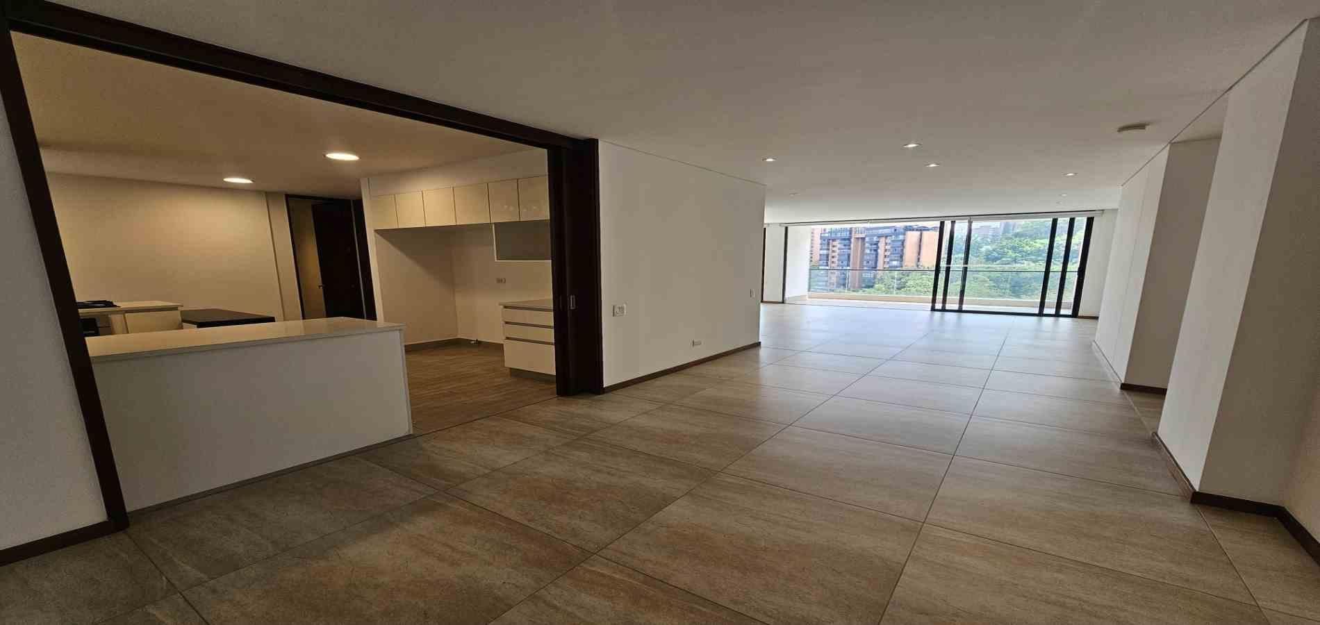 Apartamento en arriendo ubicado en Medellín, sector El Campestre - 3