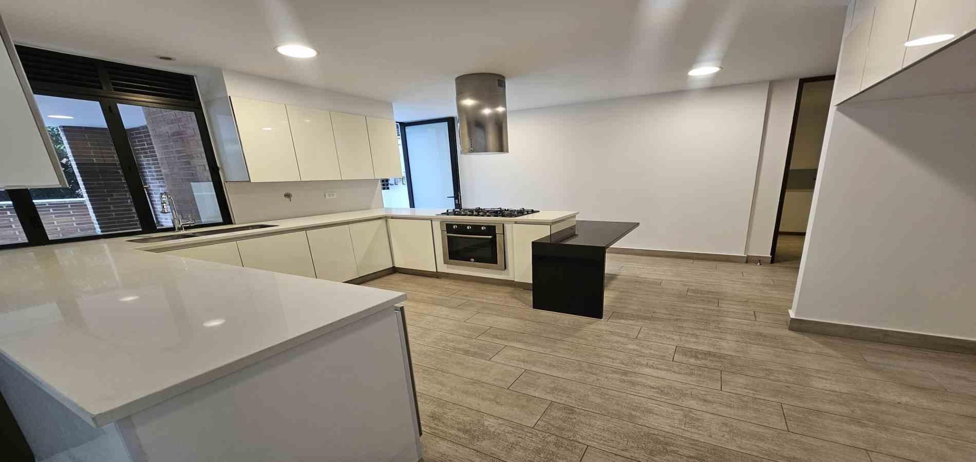 Apartamento en arriendo ubicado en Medellín, sector El Campestre - 4