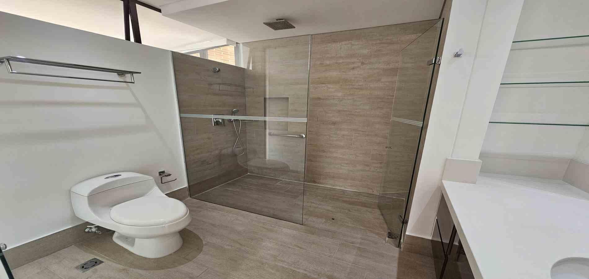 Apartamento en arriendo ubicado en Medellín, sector El Campestre - 26