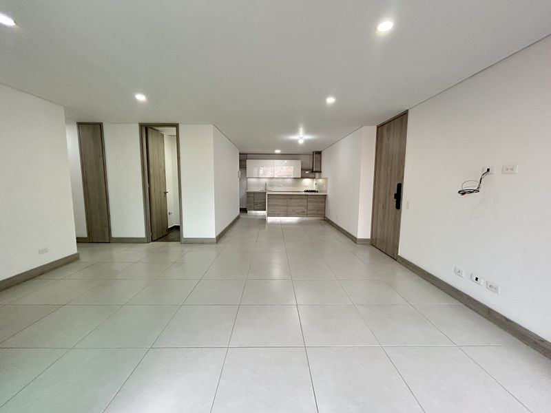 Apartamento en arriendo ubicado en Envigado, sector Loma de los Mesa - 4