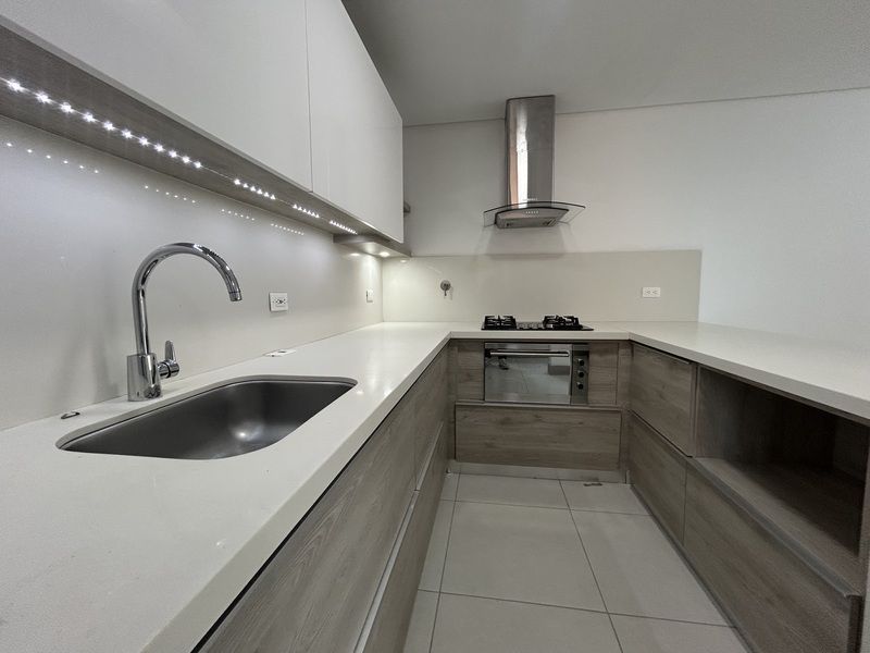 Apartamento en arriendo ubicado en Envigado, sector Loma de los Mesa - 8