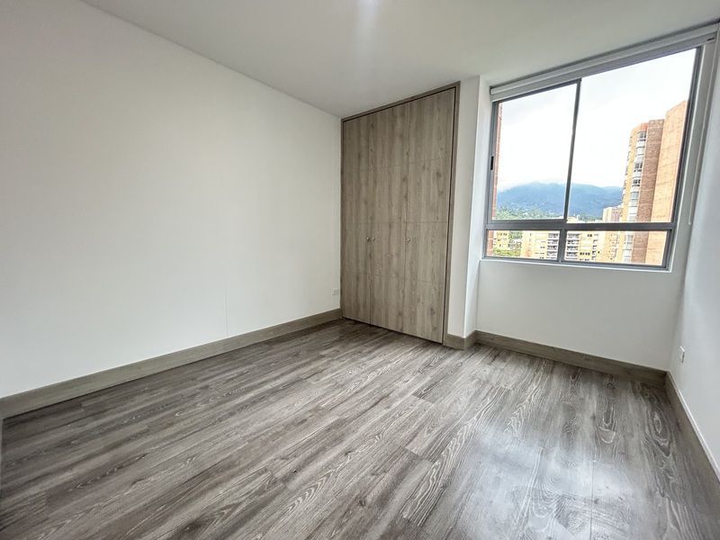 Apartamento en arriendo ubicado en Envigado, sector Loma de los Mesa - 9