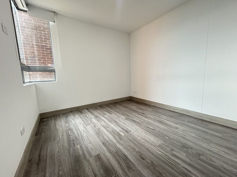 Apartamento en arriendo ubicado en Envigado, sector Loma de los Mesa - 12