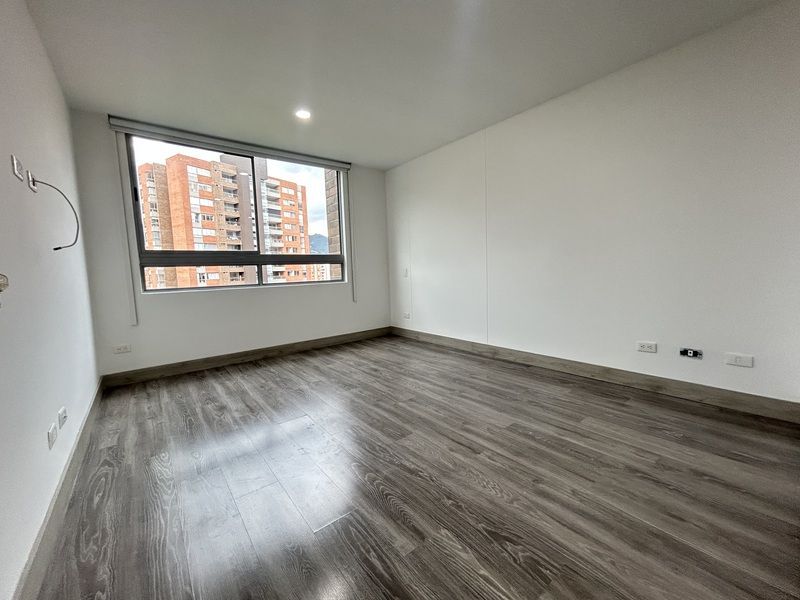 Apartamento en arriendo ubicado en Envigado, sector Loma de los Mesa - 14