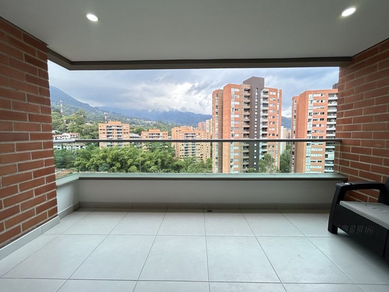Apartamento en arriendo ubicado en Envigado, sector Loma de los Mesa - 24