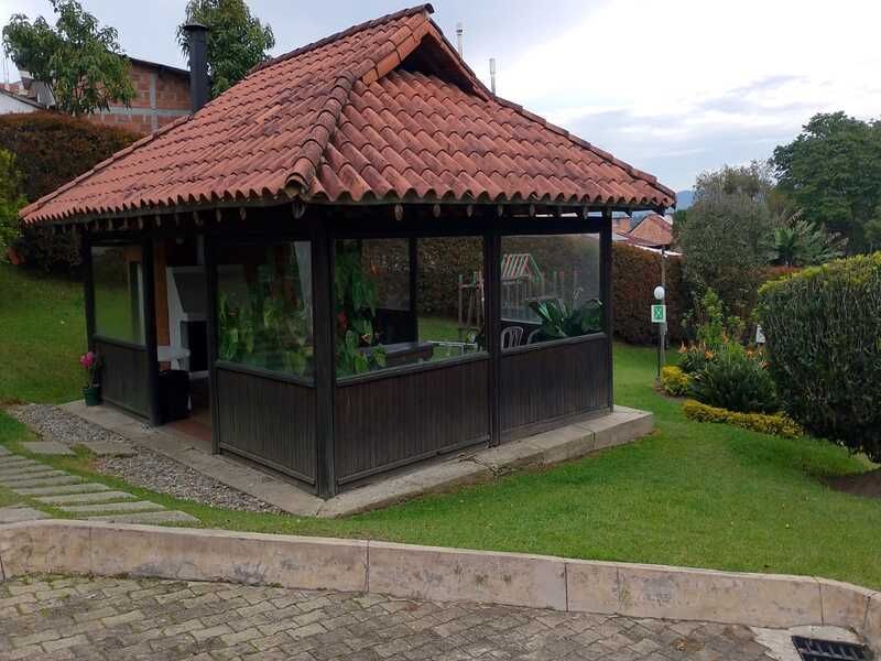 Casa en arriendo ubicada en Rionegro, sector Cuatro Esquinas - 16