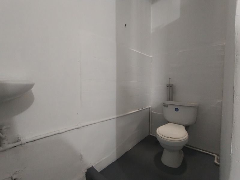 Local en arriendo ubicado en Bello, sector Manchester - 7