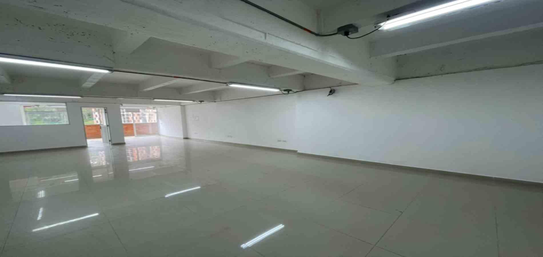 Oficina en arriendo ubicada en Rionegro, sector Tranvía - 3