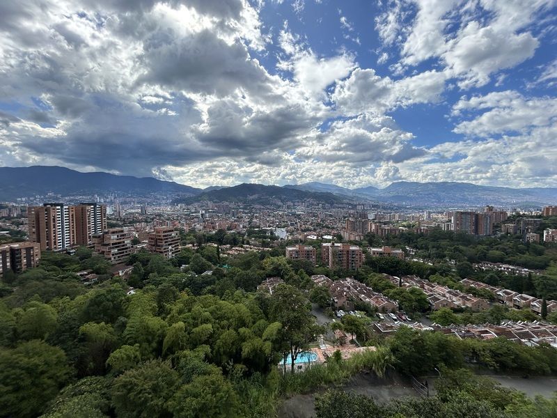 Apartamento en venta ubicado en Envigado, sector Loma de las Brujas - 19