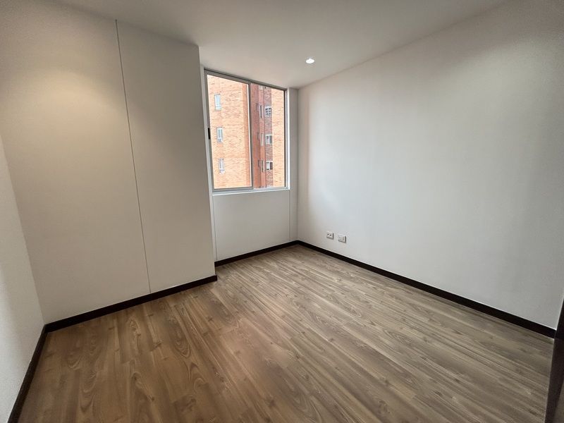 Apartamento en arriendo ubicado en Envigado, sector Loma del Esmeraldal - 10