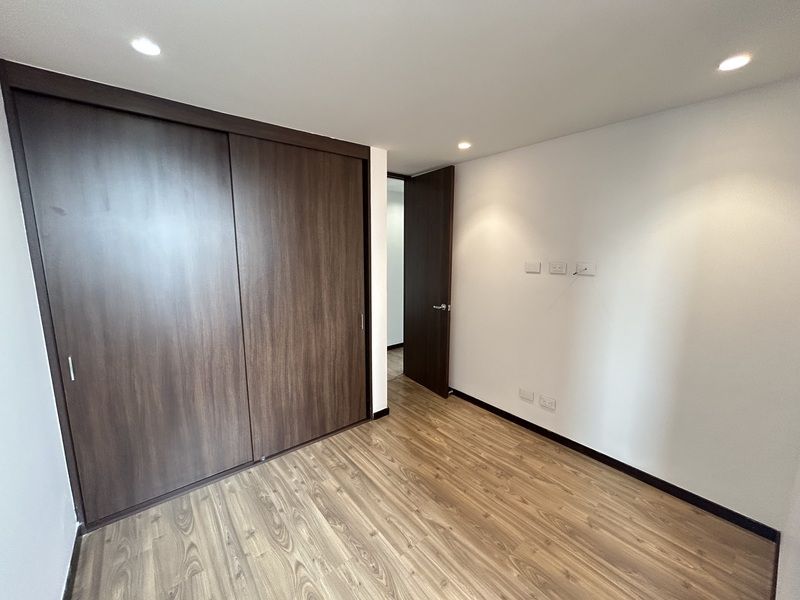 Apartamento en arriendo ubicado en Envigado, sector Loma del Esmeraldal - 14