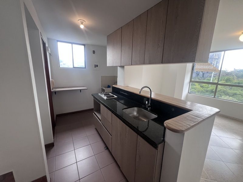 Apartaestudio en arriendo ubicado en Medellín, sector La Aguacatala - 4