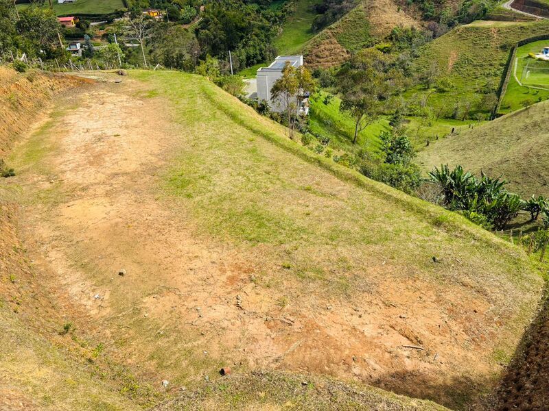 Lote en venta ubicado en San Vicente Ferrer, sector Chaparral - 4