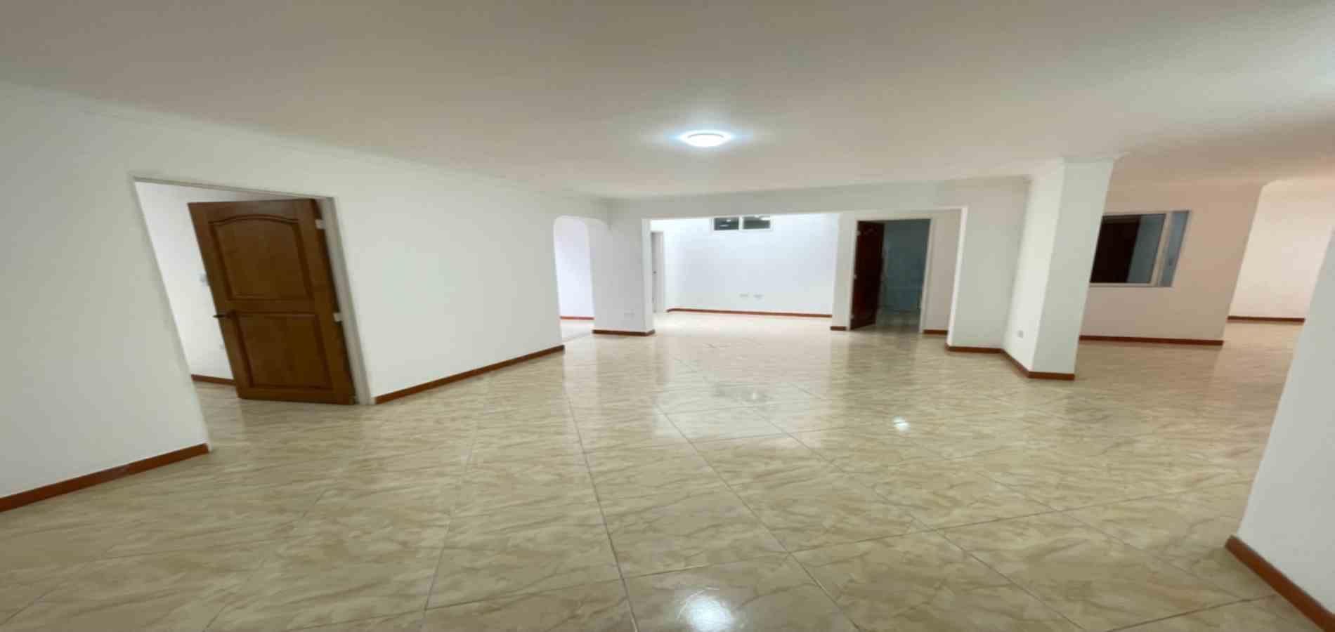 Casa en arriendo ubicada en Medellín, sector Estacion Floresta - 4