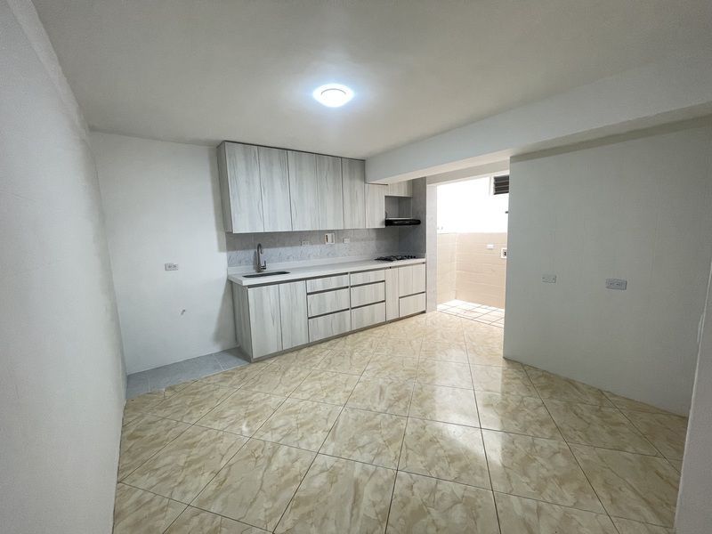 Casa en arriendo ubicada en Medellín, sector Estacion Floresta - 7
