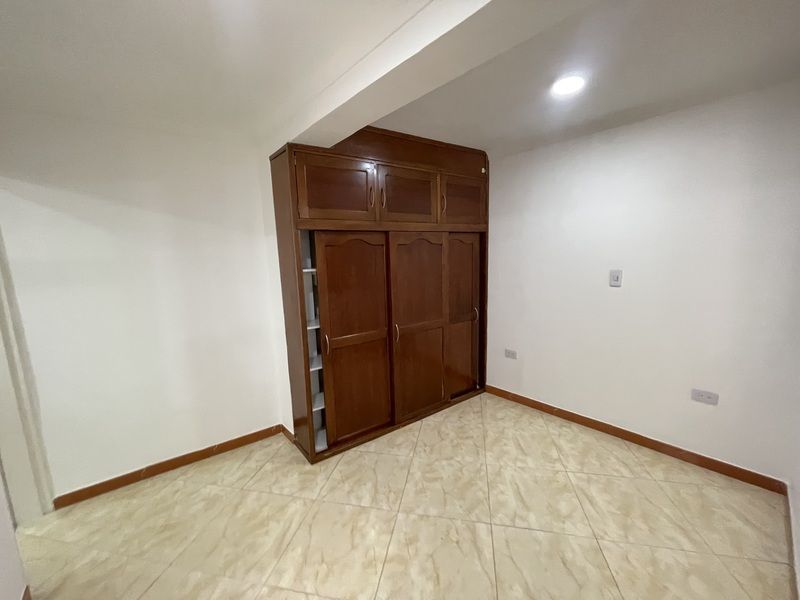 Casa en arriendo ubicada en Medellín, sector Estacion Floresta - 11