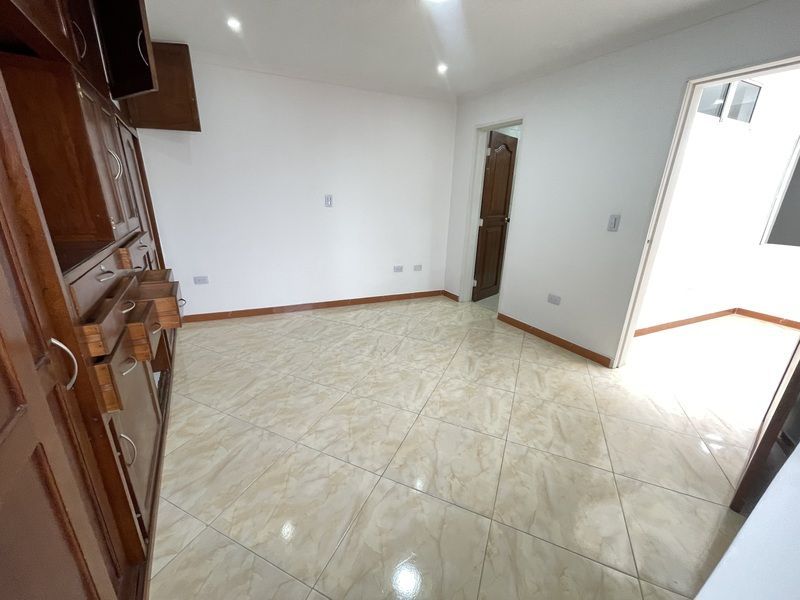 Casa en arriendo ubicada en Medellín, sector Estacion Floresta - 13