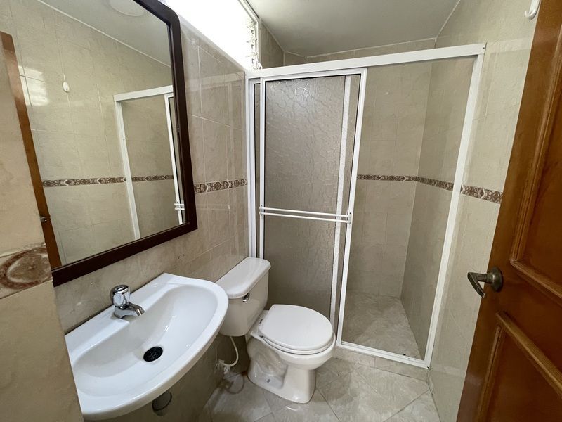 Casa en arriendo ubicada en Medellín, sector Estacion Floresta - 18