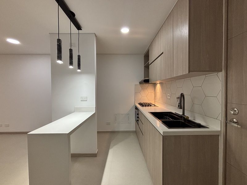 Apartamento en arriendo ubicado en Envigado, sector Señorial - 3