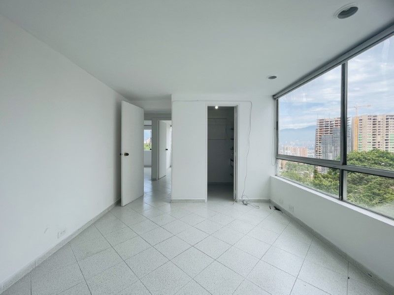 Apartamento en venta ubicado en Medellín, sector Los Balsos II - 11