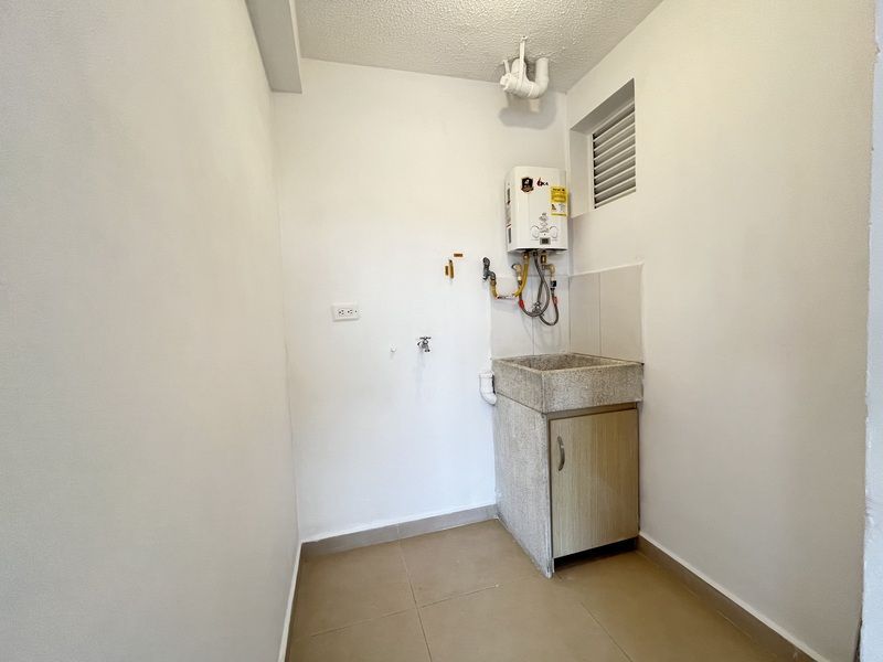 Apartamento en arriendo ubicado en Sabaneta, sector Pan de Azúcar - 12