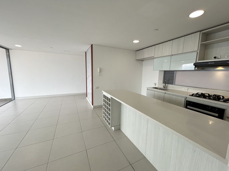 Apartamento en arriendo ubicado en Envigado, sector Loma del Chocho - 4