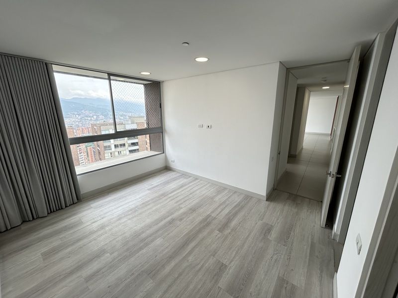 Apartamento en arriendo ubicado en Envigado, sector Loma del Chocho - 12