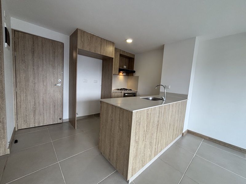 Apartamento en arriendo ubicado en Envigado, sector Camino Verde - 3