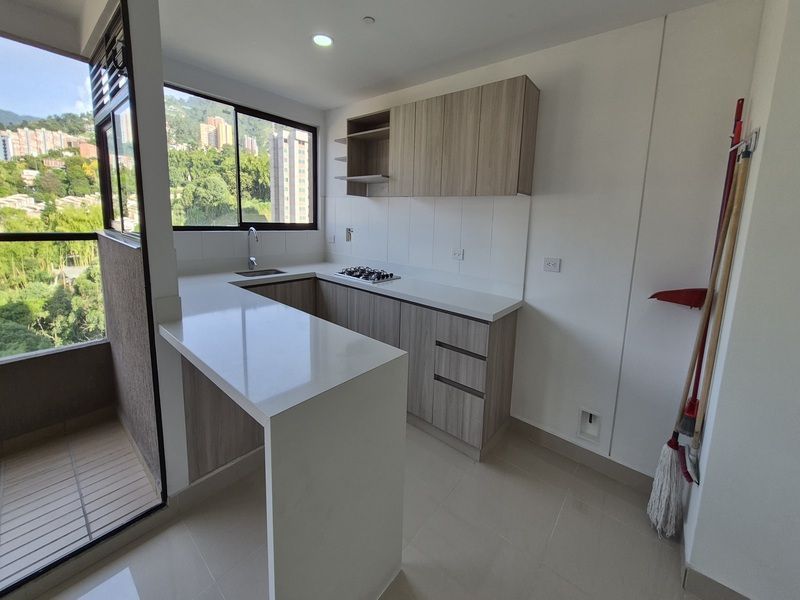 Apartamento en arriendo ubicado en Sabaneta, sector Mayorca - 3