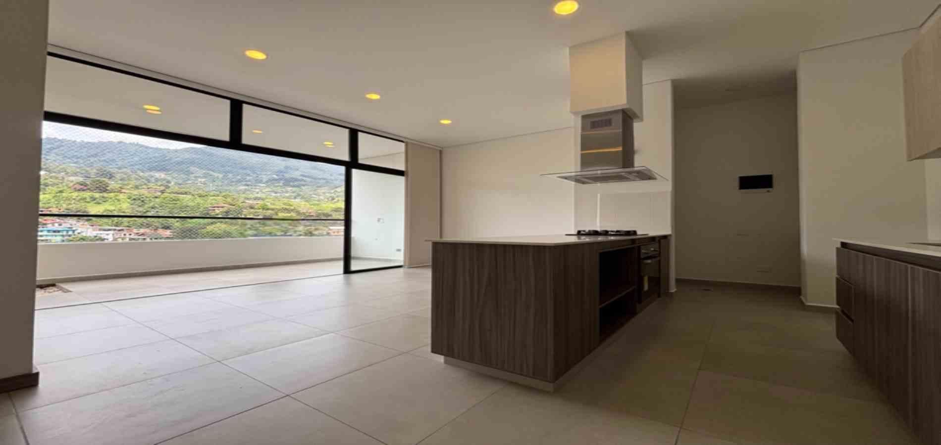 Apartamento en arriendo ubicado en Envigado, sector Señorial - 2