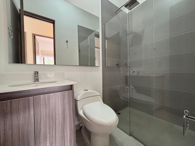 Apartamento en arriendo ubicado en Envigado, sector Señorial - 11